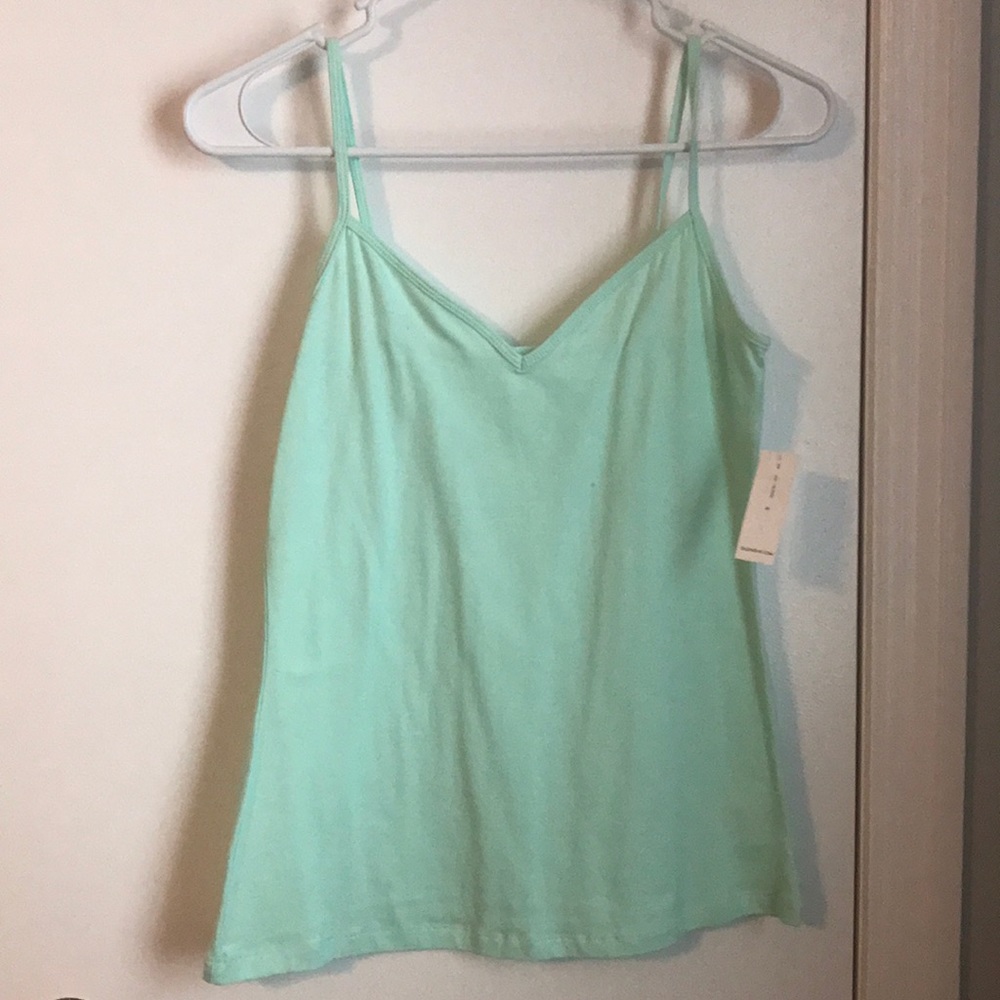 NWT Old Navy tank top size Med
